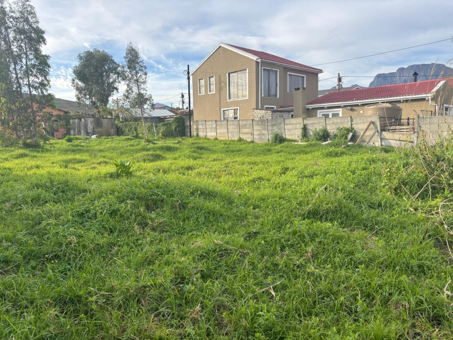 0 Bedroom Property for Sale in Sir Lowrys Pass Village Western Cape